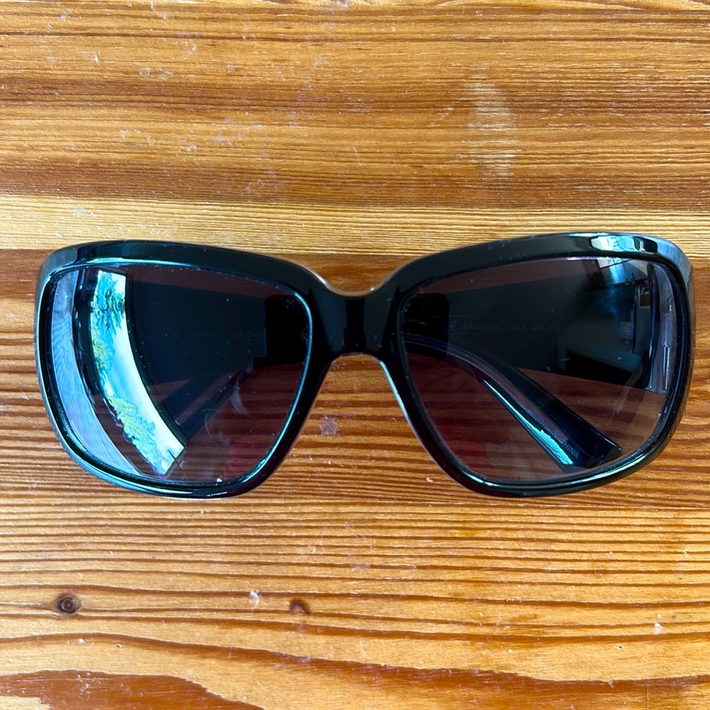 Marc by Marc Jacobs Sunglasses - Black